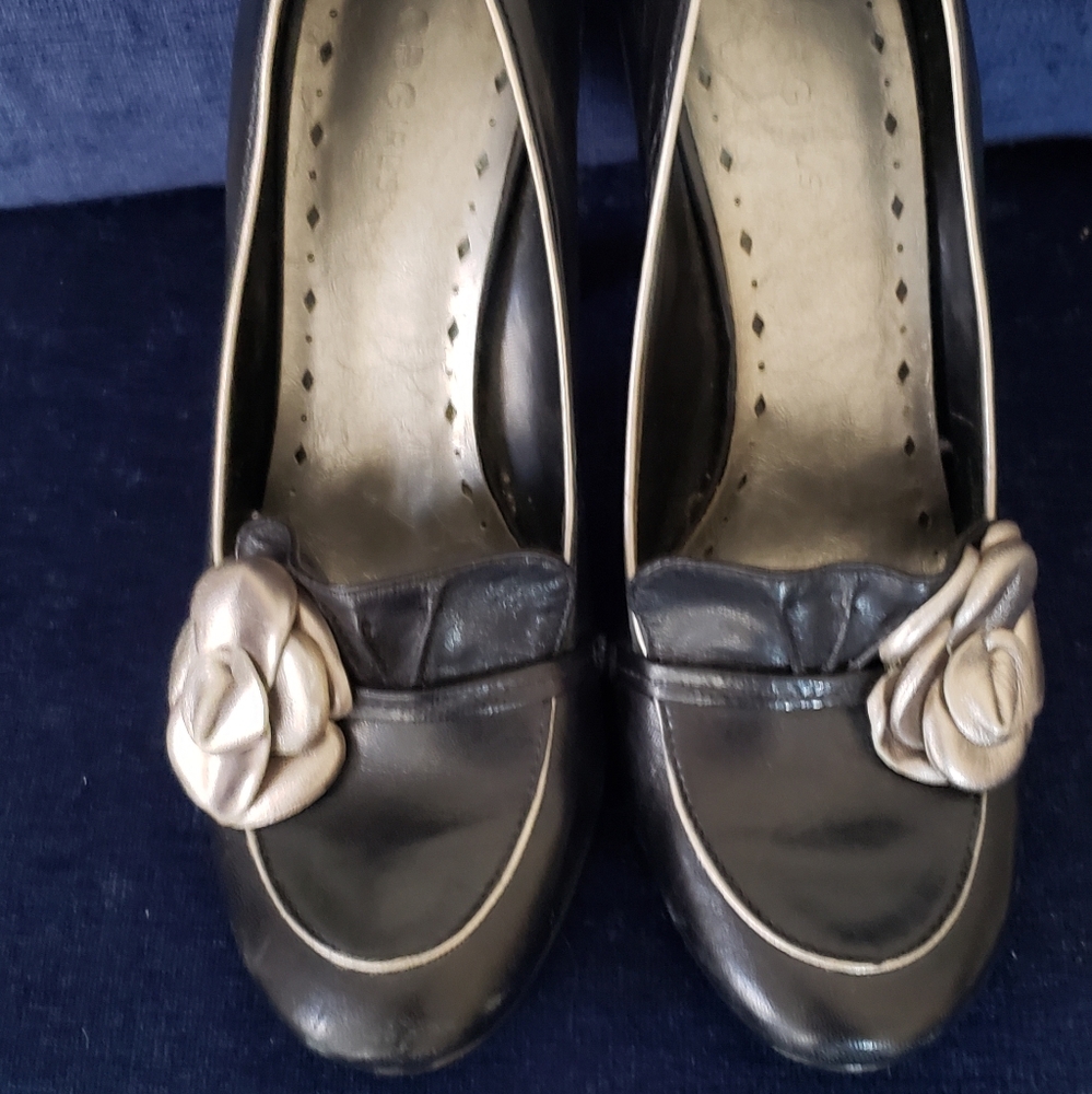 BCBGirls Women's Pump, size 7